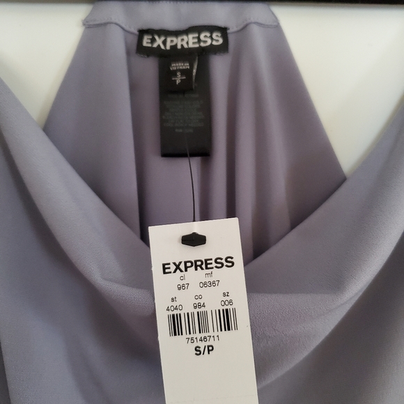NWT Express Gray Adjustable Flowy Top Women's Small Handkerchief Cut - Picture 2 of 4